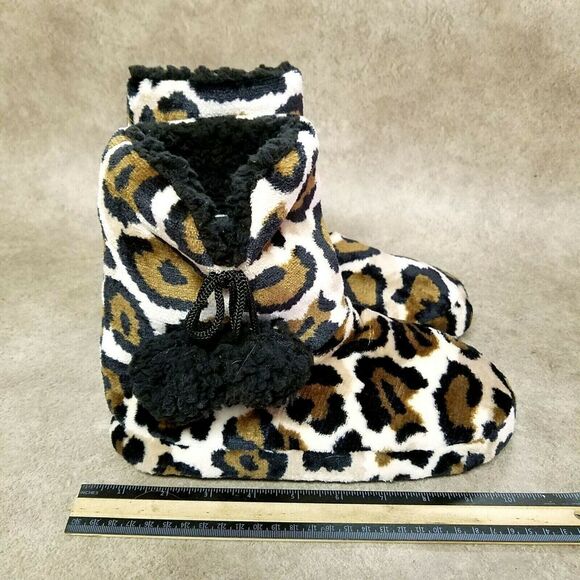 Warm & Cozy Womens  720930 Size 7/8 Brown Black Fabric Cheetah Print Bootie Slip - Picture 5 of 10